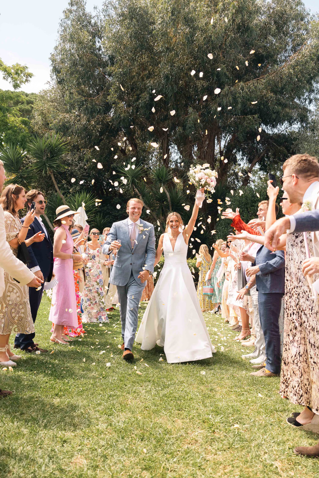 Sophie & Oliver – Chateau de Garibondy - Costi Moiceanu
