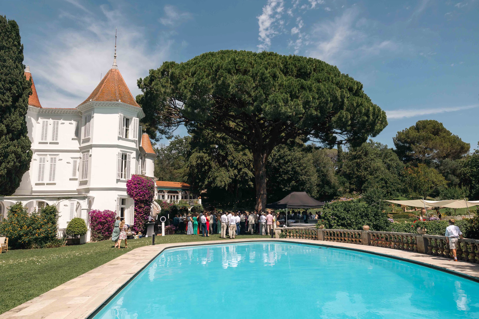 Sophie & Oliver – Chateau de Garibondy - Costi Moiceanu