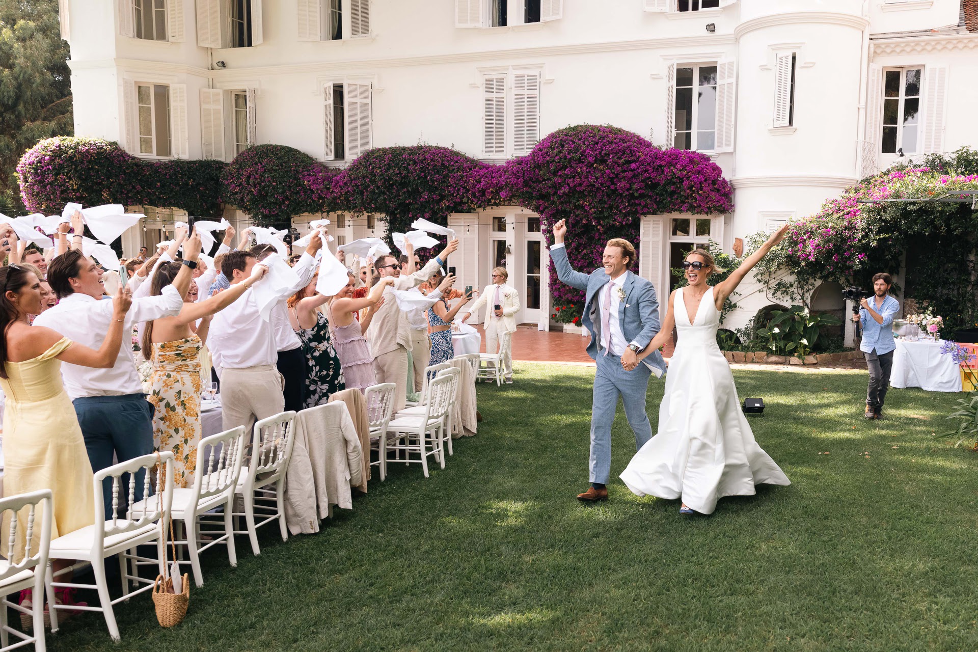 Sophie & Oliver – Chateau de Garibondy - Costi Moiceanu