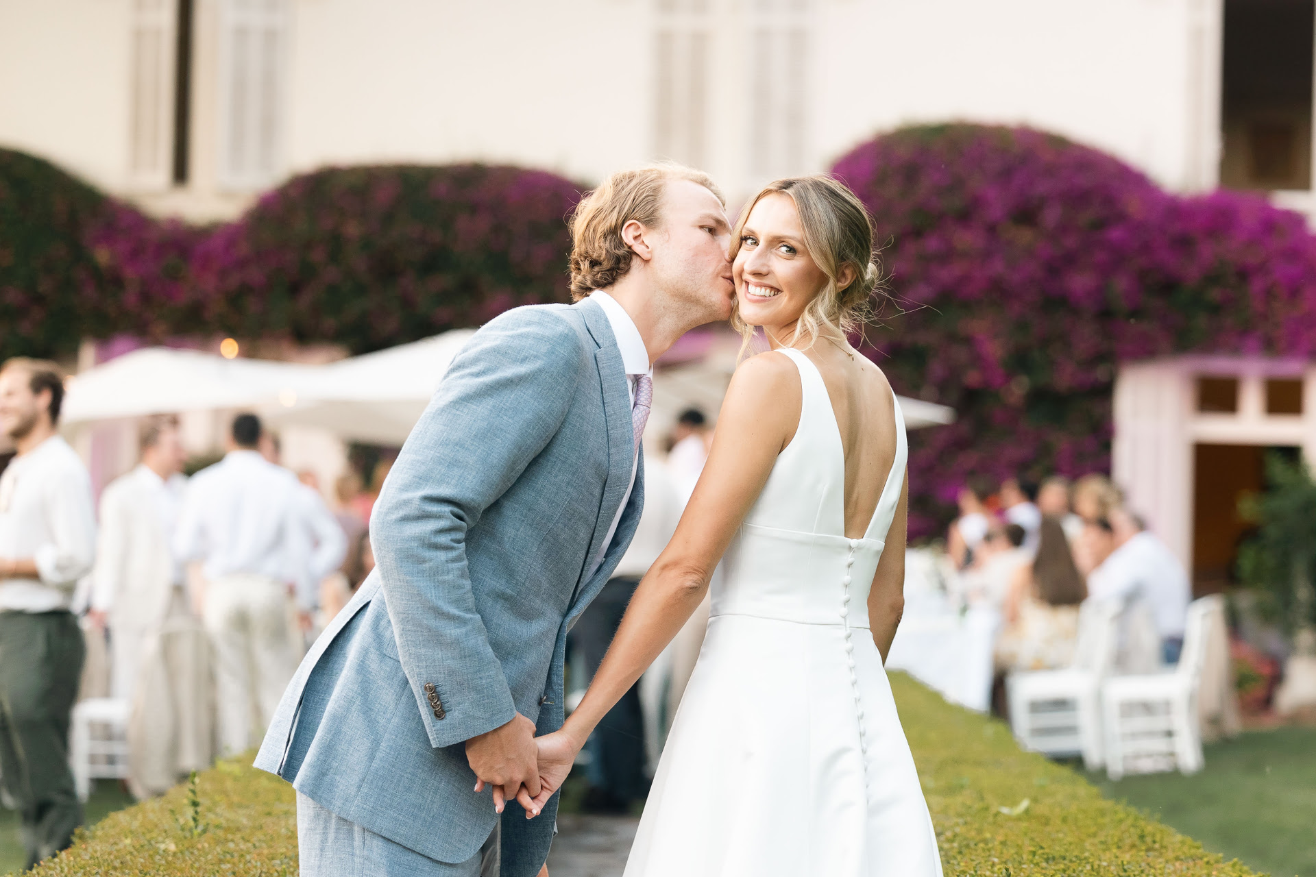 Sophie & Oliver – Chateau de Garibondy - Costi Moiceanu